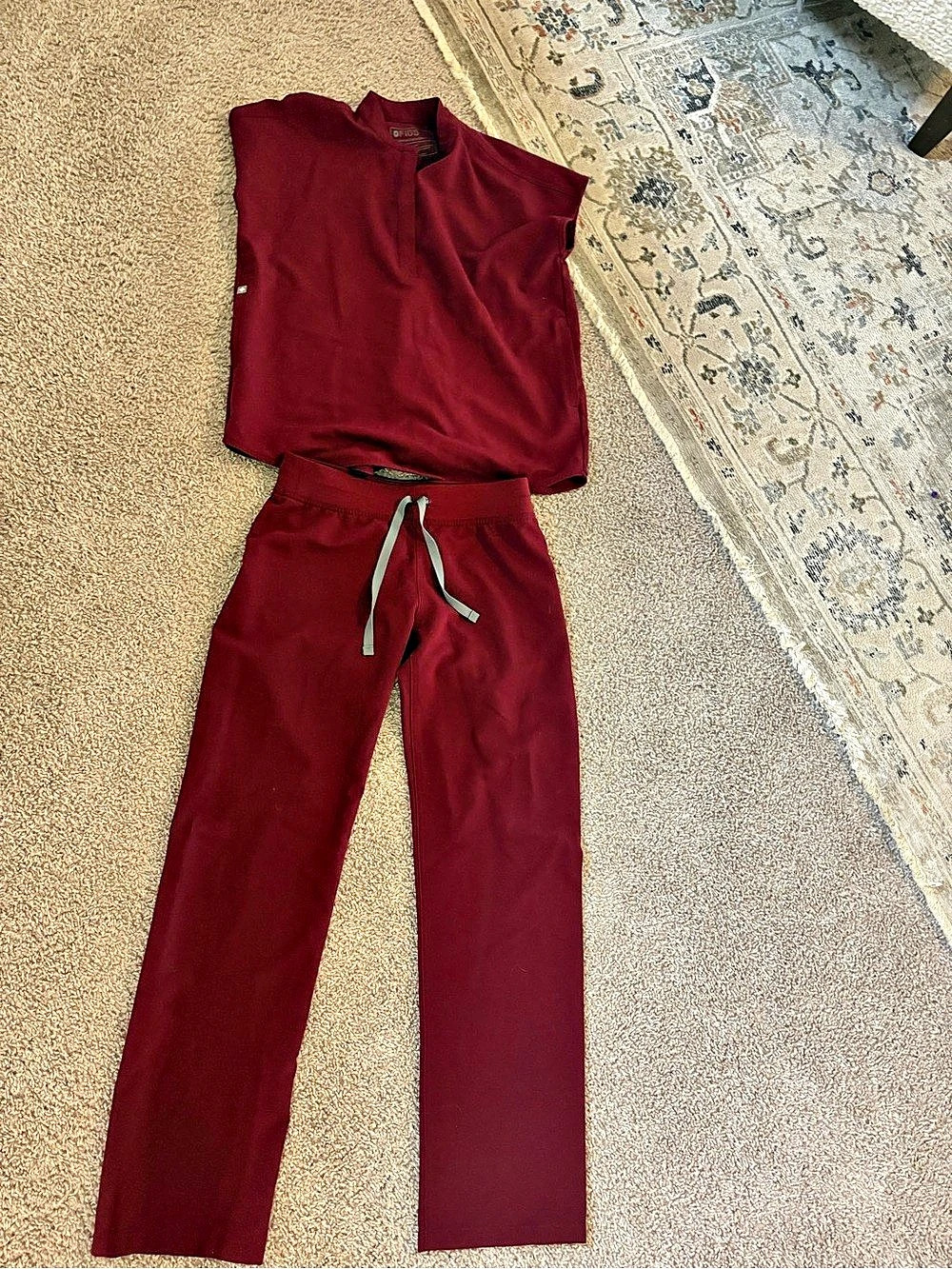 FIGS Technical Collection in Burgundy XS Like New top and bottom